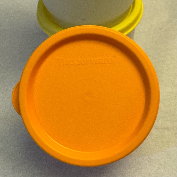 TUPPERWARE SNACK CUPS - Picture 7 of 11